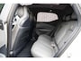 Lynk & Co 02 More 66 kWh | 445 km elektrisch bereik | Adaptive Cruise Control | Panoramadak | Harman Kardon Premium Audio Systeem | 360 graden camera | Dodehoekdetectie | Stoel/Stuurverwarming | Apple CarPlay/Android Auto | 20"LM-velgen | Elektrisch bedienbare voorstoelen met geheugenfunctie | Klimaat warmtepomp | Elektrisch bedienbare achterklep |