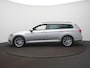 Volkswagen Passat 1.4 TSI PHEV GTE Business Lederen bekleding - Trekhaak - Navigatie - Stoelverwarming - Head-up display