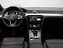 Volkswagen Passat 1.4 TSI PHEV GTE Business Lederen bekleding - Trekhaak - Navigatie - Stoelverwarming - Head-up display
