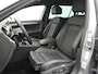 Volkswagen Passat 1.4 TSI PHEV GTE Business Lederen bekleding - Trekhaak - Navigatie - Stoelverwarming - Head-up display