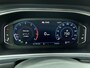 Volkswagen T-Roc 1.5 TSI 150pk DSG / Automaat Style two tone Navigatie Apple Carplay/Android Auto Parkeersensoren Camera Adaptive Cruise Control Blind Spot Assist Park Assist Stoel- en stuurverwarming Elektrische achterklep LED-koplampen