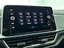 Volkswagen T-Roc 1.5 TSI 150pk DSG / Automaat Style two tone Navigatie Apple Carplay/Android Auto Parkeersensoren Camera Adaptive Cruise Control Blind Spot Assist Park Assist Stoel- en stuurverwarming Elektrische achterklep LED-koplampen