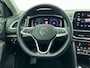 Volkswagen T-Roc 1.5 TSI 150pk DSG / Automaat Style two tone Navigatie Apple Carplay/Android Auto Parkeersensoren Camera Adaptive Cruise Control Blind Spot Assist Park Assist Stoel- en stuurverwarming Elektrische achterklep LED-koplampen