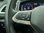 Volkswagen T-Roc 1.5 TSI 150pk DSG / Automaat Style two tone Navigatie Apple Carplay/Android Auto Parkeersensoren Camera Adaptive Cruise Control Blind Spot Assist Park Assist Stoel- en stuurverwarming Elektrische achterklep LED-koplampen