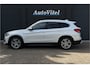 BMW X1 xDrive25e | Panodak | Sportleder | Head-Up | Trekhaak | Adaptive Cruise | Camera | 35X op voorraad