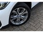 BMW X1 xDrive25e | Panodak | Sportleder | Head-Up | Trekhaak | Adaptive Cruise | Camera | 35X op voorraad