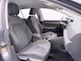 Volkswagen Golf 1.4 eHybrid Style Automaat - Apple Carplay - Stoelverwarming - Led verlichting