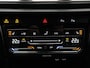 Volkswagen T-Roc R-Line 1.5 TSI 150 PK DSG | LED Plus | Ergo Zetels | Achteruitrijcamera | Trekhaak | Navigatie | Stoelverwarming |