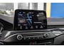 Ford Focus Wagon 1.0 EcoBoost ST Line Business | Stoel/stuur/voorruit verwarming | Apple Carplay/Android Auto | Cruise control | Clima | Parkeersensoren voor en achter | Airco (automatisch) | Apple Carplay/Android Auto|telefoonintegratie premium | Cruise control