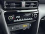 Toyota Yaris Cross 1.5 Hybrid Dynamic | Apple Carplay / Android Auto | Stoel-/stuurverwarming | Verwarmbare voorruit | Parkeersensoren voor/achter | Adaptive Cruise | Full LED | Keyless | Clima | Camera | 17 inch
