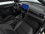 Toyota Yaris Cross 1.5 Hybrid Dynamic | Apple Carplay / Android Auto | Stoel-/stuurverwarming | Verwarmbare voorruit | Parkeersensoren voor/achter | Adaptive Cruise | Full LED | Keyless | Clima | Camera | 17 inch