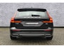 Volvo V60 2.0 B3 Inscription | Harman Kardon Audio | Schuif-/Kanteldak | Elektrisch Bedienbare Stoelen | Parkeersensoren Voor en Achter | Parkeercamera | Verwarmbare Stoelen Voor en Achter | Stuurverwarming |