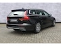 Volvo V60 2.0 B3 Inscription | Harman Kardon Audio | Schuif-/Kanteldak | Elektrisch Bedienbare Stoelen | Parkeersensoren Voor en Achter | Parkeercamera | Verwarmbare Stoelen Voor en Achter | Stuurverwarming |