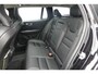 Volvo V60 2.0 B3 Inscription | Harman Kardon Audio | Schuif-/Kanteldak | Elektrisch Bedienbare Stoelen | Parkeersensoren Voor en Achter | Parkeercamera | Verwarmbare Stoelen Voor en Achter | Stuurverwarming |