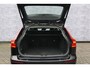 Volvo V60 2.0 B3 Inscription | Harman Kardon Audio | Schuif-/Kanteldak | Elektrisch Bedienbare Stoelen | Parkeersensoren Voor en Achter | Parkeercamera | Verwarmbare Stoelen Voor en Achter | Stuurverwarming |