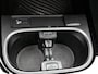 Mercedes-Benz A-klasse 250 e Business Solution AMG | Panoramadak | Cruise Control | Stoelverwarming | Inclusief 24 maanden Mercedes-Benz Certified garantie voor Europa.