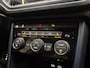 Volkswagen T-Roc 1.5TSI UNITED|Stoelv|Carplay|Navi|Trekhaak