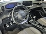 Peugeot 2008 1.2 PureTech GT-Line 130 PK | Navigatie | Stoelverwarming | Camera | Draadloze Telefoonlader | Keyless Entry en Start | Park Assist | Mooie Complete en Sportieve Uitvoering !!
