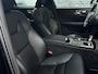 Volvo V60 2.0 T6 Recharge AWD Inscription | Parkeersensoren Voor en Achter | Parkeercamera | Harman Kardon Audio | Lighting Pack | Stoel-/Stuurverwarming Voor | Trekhaak | Schuif-/Kanteldak |
