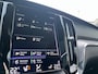 Volvo V60 2.0 T6 Recharge AWD Inscription | Parkeersensoren Voor en Achter | Parkeercamera | Harman Kardon Audio | Lighting Pack | Stoel-/Stuurverwarming Voor | Trekhaak | Schuif-/Kanteldak |