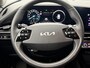 Kia Niro Hybrid 1.6i DynamicLine 1e Eigenaar | Adaptieve cruise control | Trekhaak | Apple CarPlay & Android Auto | Dealer onderhouden | Fabrieksgarantie t/m 23-3-2030 + 3x jaar* | NAP