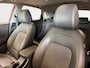 Hyundai Kona 1.6 HYBRID | PREMIUM SKY | SCHUIF/ KANTEL DAK | 18'' VELGEN | LEDER |