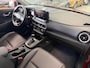 Hyundai Kona 1.6 HYBRID | PREMIUM SKY | SCHUIF/ KANTEL DAK | 18'' VELGEN | LEDER |