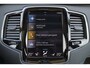Volvo XC90 T8 Recharge AWD Inscription Panorama/schuifdak - IntelliSafe Assist & Surround - 360º Camera - Harman/Kardon audio - Adaptieve LED koplampen - Verwarmde voorstoelen, stuur & achterbank - Parkeersensoren voor & achter - Elektr. bedienb. voorstoelen met geheugen - 20' LMV