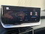 Peugeot e-2008 EV Style Avantage 54 kWh Airco | Camera | Cruise Control | DAB | LED | Navi | PDC Achter | 11 KwH |