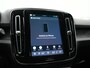 Volvo XC40 Recharge 67 kWh 231pk Dealer O.H. | Trekhaak Af Fabriek | Warmtepomp | Camera | Google Assistent | 19"L.M | Sportstoelen & Stuur Verwarmd | Standkachel | Apple Carplay | Cruise Control | DAB |