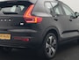Volvo XC40 Recharge 67 kWh 231pk Dealer O.H. | Trekhaak Af Fabriek | Warmtepomp | Camera | Google Assistent | 19"L.M | Sportstoelen & Stuur Verwarmd | Standkachel | Apple Carplay | Cruise Control | DAB |
