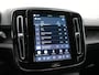 Volvo XC40 Recharge 67 kWh 231pk Dealer O.H. | Trekhaak Af Fabriek | Warmtepomp | Camera | Google Assistent | 19"L.M | Sportstoelen & Stuur Verwarmd | Standkachel | Apple Carplay | Cruise Control | DAB |