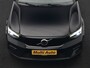 Volvo XC40 Recharge 67 kWh 231pk Dealer O.H. | Trekhaak Af Fabriek | Warmtepomp | Camera | Google Assistent | 19"L.M | Sportstoelen & Stuur Verwarmd | Standkachel | Apple Carplay | Cruise Control | DAB |