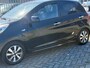 Kia Picanto 1.0 CVVT ISG 5 deurs! NL AUTO NAP! Leer l Airco ECC l MTF-stuur l 15'LMV l Trekhaak! 2e eigenaar l TOPSTAAT!