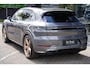 Porsche Cayenne 3.0 E-Hybrid Black Edition / Sportdesign Pakket / Sportuilaat