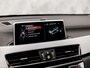 BMW X1 sDrive20i High Executive 192Pk Automaat (GROOT NAVI, CLIMATE, MEMORY SEATS, HEAD-UP DISPLAY, LEDER, STOELVERWARMING, SPORTSTOELEN, GETINT GLAS, CRUISE, NIEUWSTAAT)