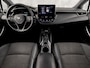 Toyota Corolla 1.8 Hybrid Dynamic Sport Automaat (APPLE CARPLAY, LEDER, STOELVERWARMING, CAMERA, SPORTSTOELEN, ADAPTIVE CRUISE, GETINT GLAS, ZWART HEMEL, NIEUWSTAAT)