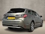 Toyota Corolla 1.8 Hybrid Dynamic Automaat (APPLE CARPLAY, LEDER, STOELVERWARMING, CAMERA, SPORTSTOELEN, ADAPTIVE CRUISE, GETINT GLAS, ZWART HEMEL, NIEUWSTAAT)