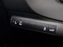 Toyota Corolla 1.8 Hybrid Dynamic Sport Automaat (APPLE CARPLAY, LEDER, STOELVERWARMING, CAMERA, SPORTSTOELEN, ADAPTIVE CRUISE, GETINT GLAS, ZWART HEMEL, NIEUWSTAAT)