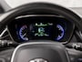 Toyota Corolla 1.8 Hybrid Dynamic Sport Automaat (APPLE CARPLAY, LEDER, STOELVERWARMING, CAMERA, SPORTSTOELEN, ADAPTIVE CRUISE, GETINT GLAS, ZWART HEMEL, NIEUWSTAAT)