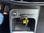 Renault Captur 0.9 TCe Limited | Trekhaak | Airco | Parkeersensoren | Navigatie | Bluetooth | 1e Eigenaar | Cruise Control | 12 Maanden BOVAG Garantie