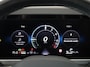 Volkswagen Passat Variant 1.5 eHybrid R-Line Edition 204 PK | Navigatie | Camera | wegklapbare trekhaak | elektrische klep | verlengde garantie