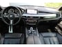 BMW X5 xDrive40d High Executive M-Sport | Panorama dak | Soft close | Head-Up Display | Elektrisch wegklapbare trekhaak | Eletrisch verstelbare stoelen met memory | Harma/Kardon Audiosysteem | Stoelverwarming voor + achter | 360* Camera | Elektrische kofferbakklep | Adaptive cruise | Lane assist | Elektrisch verstelbaar stuurkolom | Keyless entry/start | Dodehoekdetectie | Apple CarPlay/Android Auto |