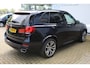BMW X5 xDrive40d High Executive M-Sport | Panorama dak | Soft close | Head-Up Display | Elektrisch wegklapbare trekhaak | Eletrisch verstelbare stoelen met memory | Harma/Kardon Audiosysteem | Stoelverwarming voor + achter | 360* Camera | Elektrische kofferbakklep | Adaptive cruise | Lane assist | Elektrisch verstelbaar stuurkolom | Keyless entry/start | Dodehoekdetectie | Apple CarPlay/Android Auto |