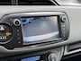 Toyota Yaris 1.5 Hybrid Dynamic Bi-Tone | Navi | Keyless | Camera | Stoelverwarming