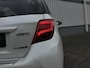Toyota Yaris 1.5 Hybrid Dynamic Bi-Tone | Navi | Keyless | Camera | Stoelverwarming
