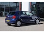 Volkswagen Polo 1.2 TSI Highline 2 de eigenaar, door ons geleverd, NL auto, airco, cruise control, LMV, privacy glas en sportstoelen