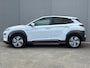Hyundai Kona Electric EV Comfort Smart 39 kWh / Accu SoH 100% / CCS Snelladen / Stoelverwarming / Adaptief cruise control / Achteruitrijcamera /