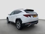 Hyundai Tucson 1.6 T-GDI PHEV Comfort Smart 4WD | Climate | Camera | Carplay | Keyless | Navigatie | Full - Led | Elek. Klep | Winterpakket | 19" Lichtmetaal | Digitale Cockpit | Parkeer Assistent | Adapt. Cruisecontrol