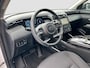 Hyundai Tucson 1.6 T-GDI PHEV Comfort Smart 4WD | Climate | Camera | Carplay | Keyless | Navigatie | Full - Led | Elek. Klep | Winterpakket | 19" Lichtmetaal | Digitale Cockpit | Parkeer Assistent | Adapt. Cruisecontrol